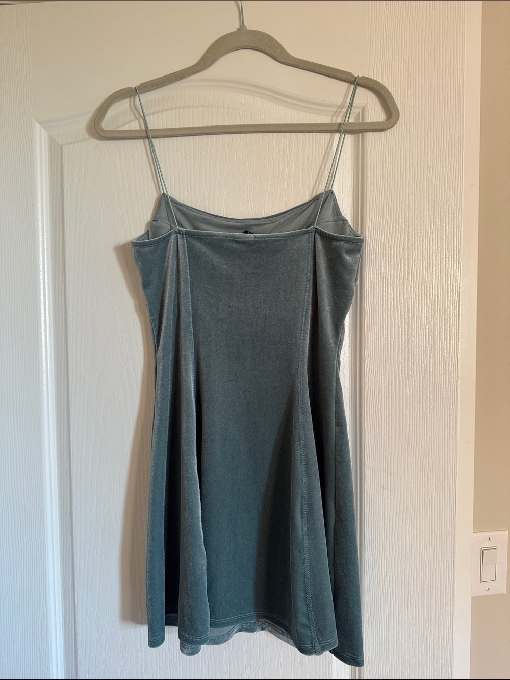 Urban Outfitters dress (M) - Picture 4 of 6